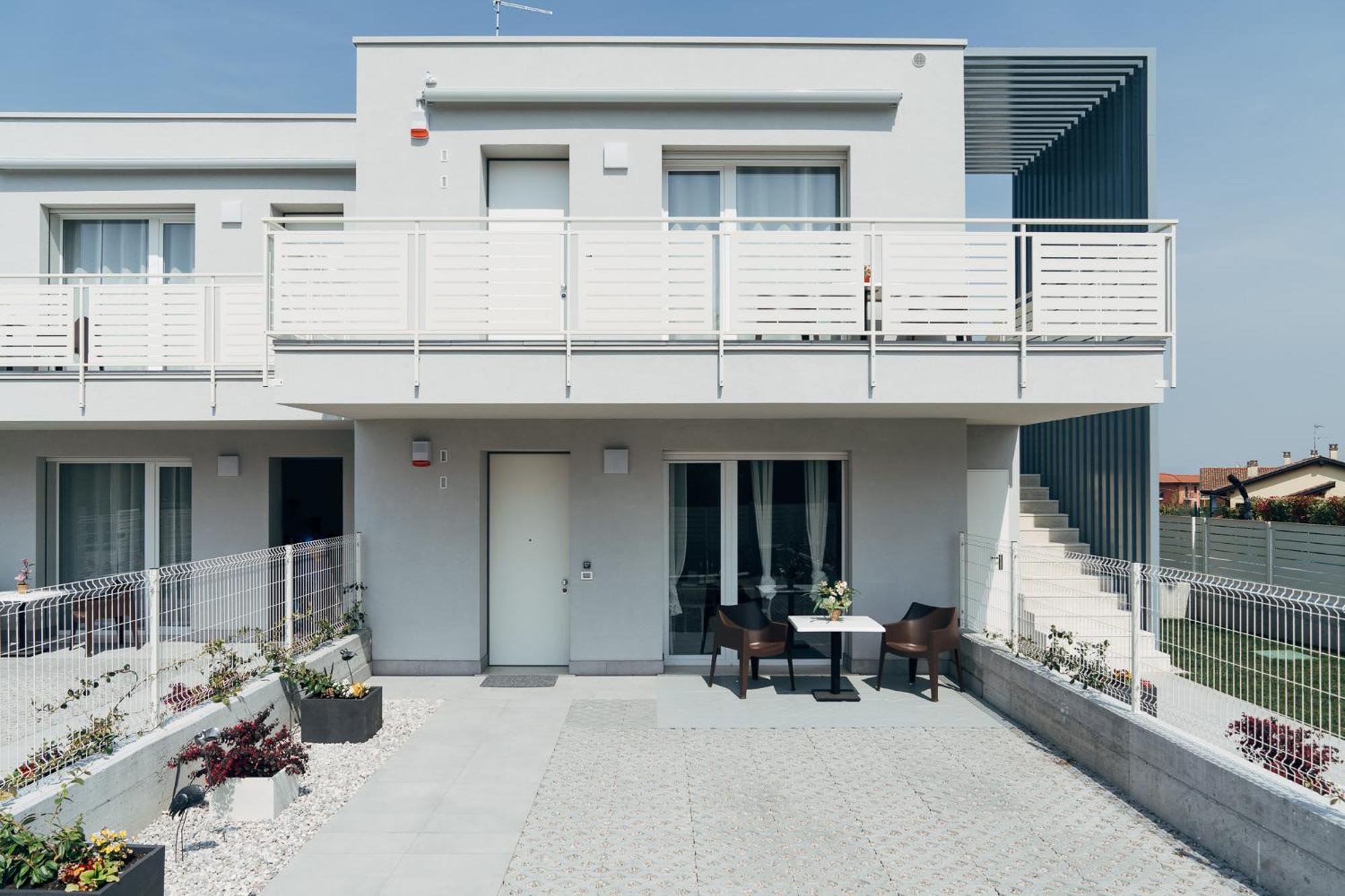 The Prince - Luxury Apartments With Pool Peschiera del Garda Exterior foto